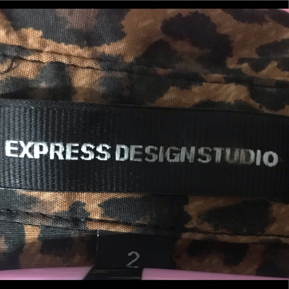 EXPRESS • Leopard 🐆 Button Down Dress/ size (2) - Picture 5 of 6